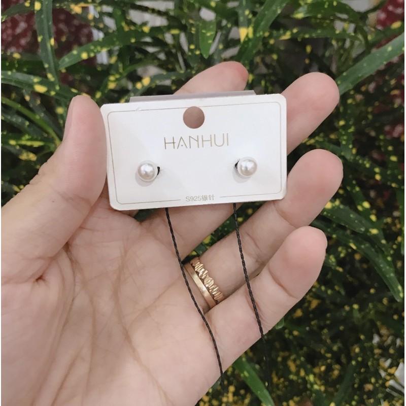 Khuyên tai ngọc cá tính