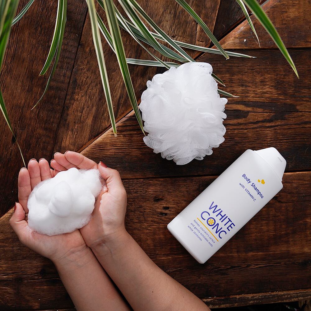 Set Sữa Tắm Dưỡng Trắng Da Và Kem CC Dưỡng Trắng Da Toàn Thân White Conc (Set 360ML &amp; 200G)