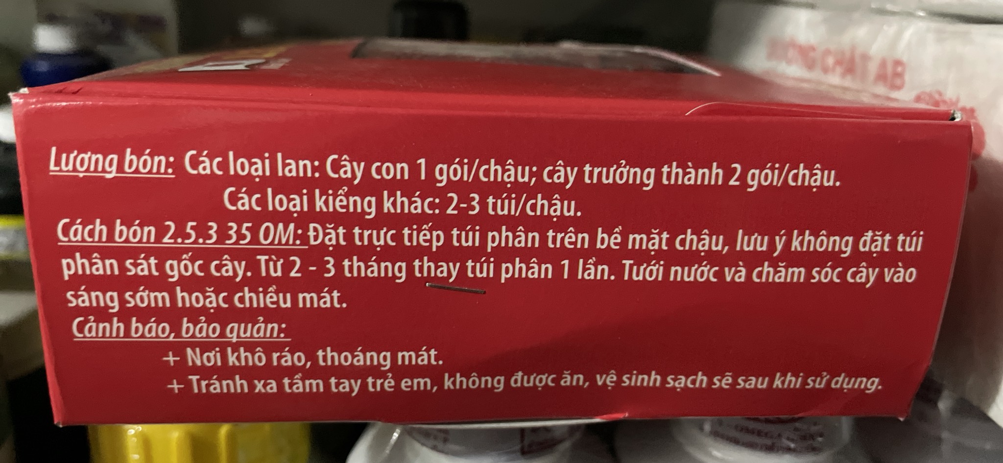 Phân bón 36 túi lưới hữu cơ kích hoa 2.5.3 -350 OM Nhật Bản