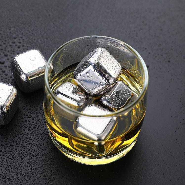 Đá Lạnh Vĩnh Cửu Không Tan Cao Cấp Hộp 8 Viên Tặng Kèm Kẹp Gắp Đá Inox