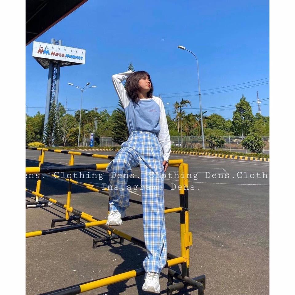 Mẫu quần caro ống rộng dáng dài siêu hot