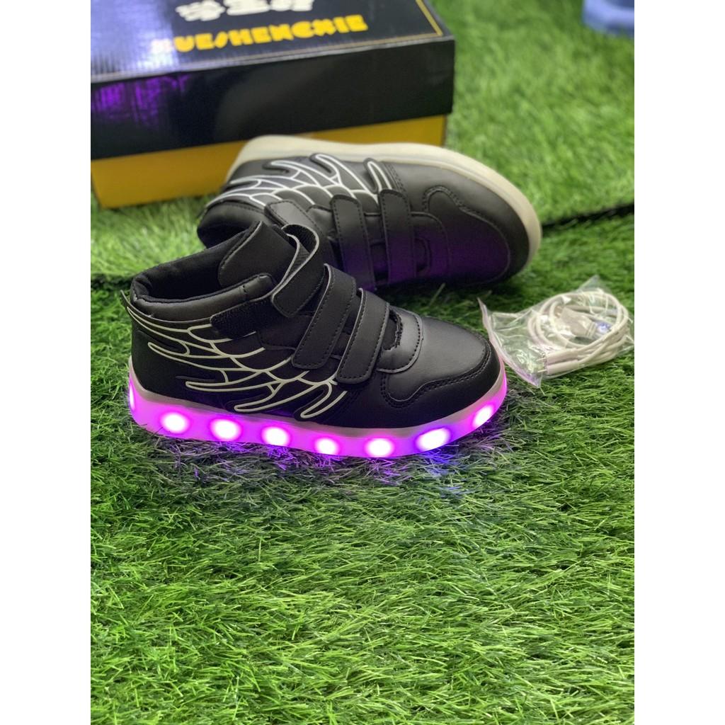 Giày phát sáng cánh thiên thần cho bé trai bé gái 2 - 12 tuổi GE75 dáng snearker cá tính da mềm sạc USB thông minh