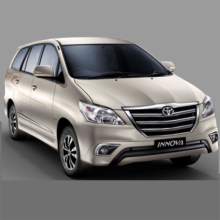 Xe 7 chỗ tham quan Đà Nẵng city