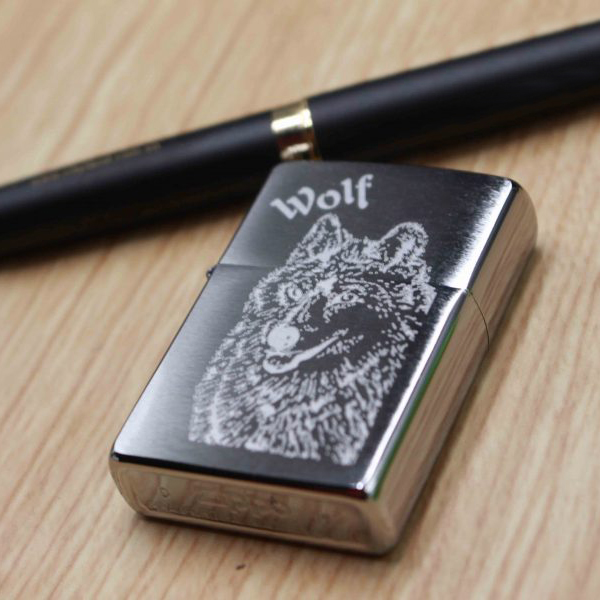 Bật Lửa Zippo 200 Wolf 2