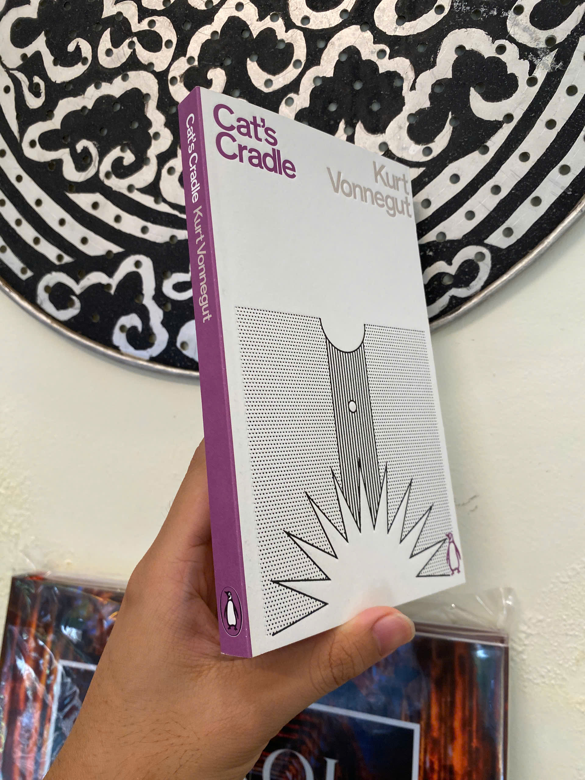 Sách - Cat's Cradle by Kurt Vonnegut | Classics Science Fiction / Ngoại văn Kinh điển Nhập khẩu