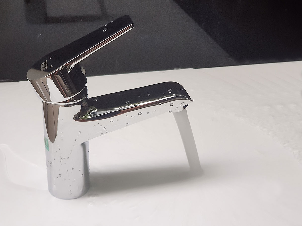Vòi Lavabo nóng lạnh Đồng mạ Chrome Eurolife EL-AZA02