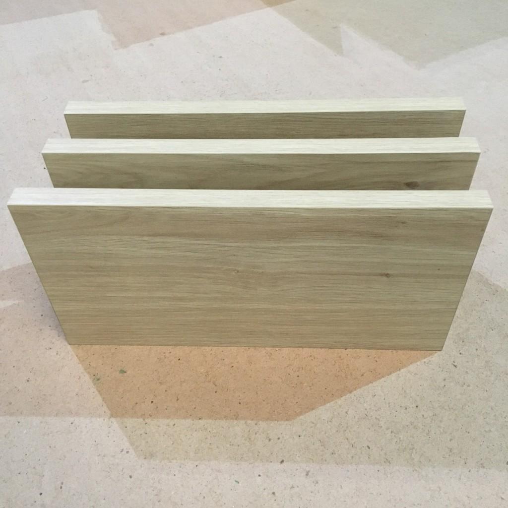 Bộ 3 thanh ngang kích thước 300x150mm, kệ gỗ treo tường tặng kèm phụ kiện lắp ráp.