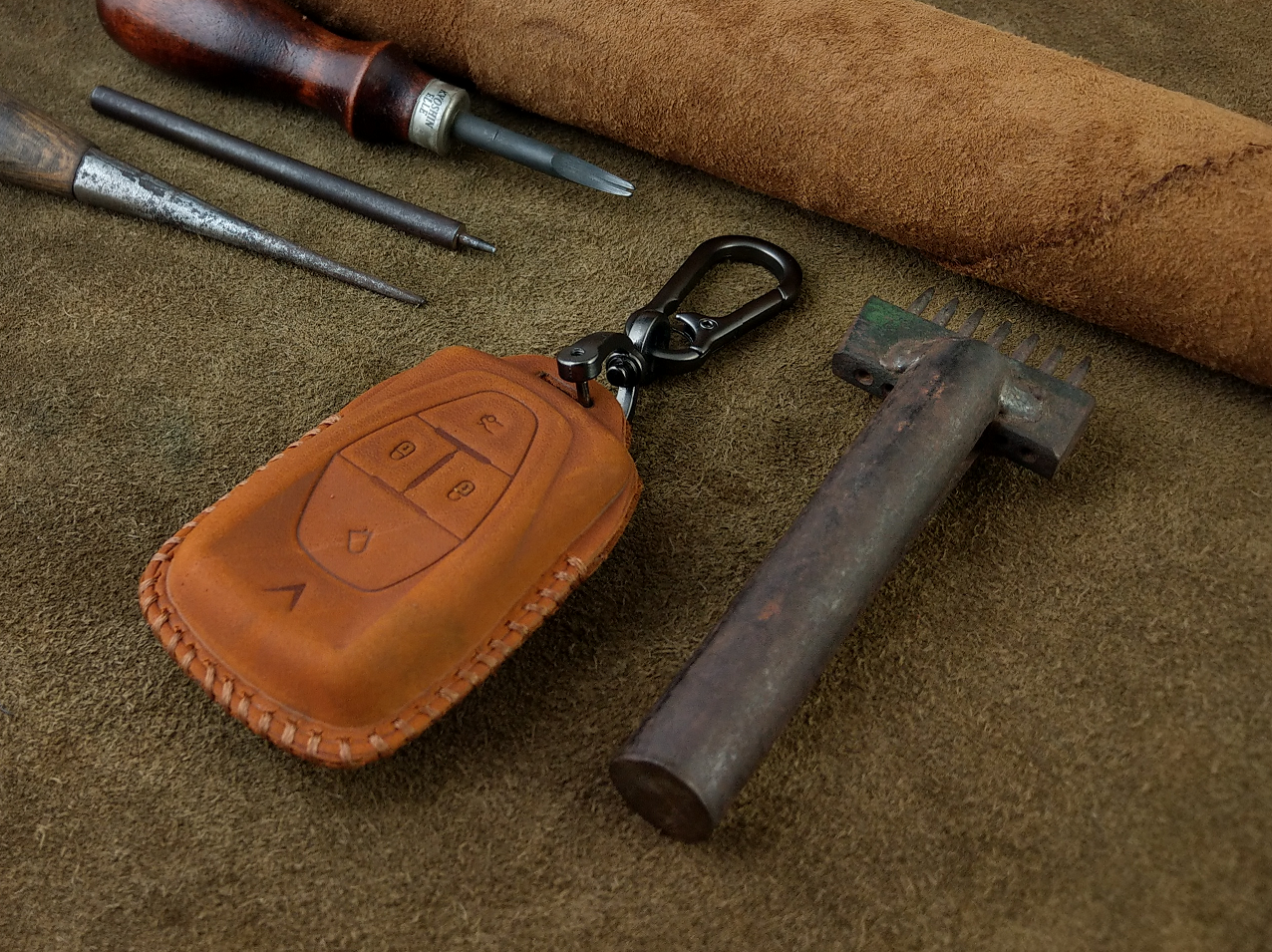 Bao Da Chìa Khóa cho Ô Tô Handmade Vinfast VF e34 / VF8 / VF9 Da Bò Thật