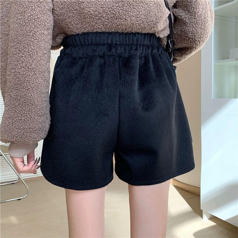 Quần short đùi dạ nữ 2 túi trước, cạp chun dày dặn