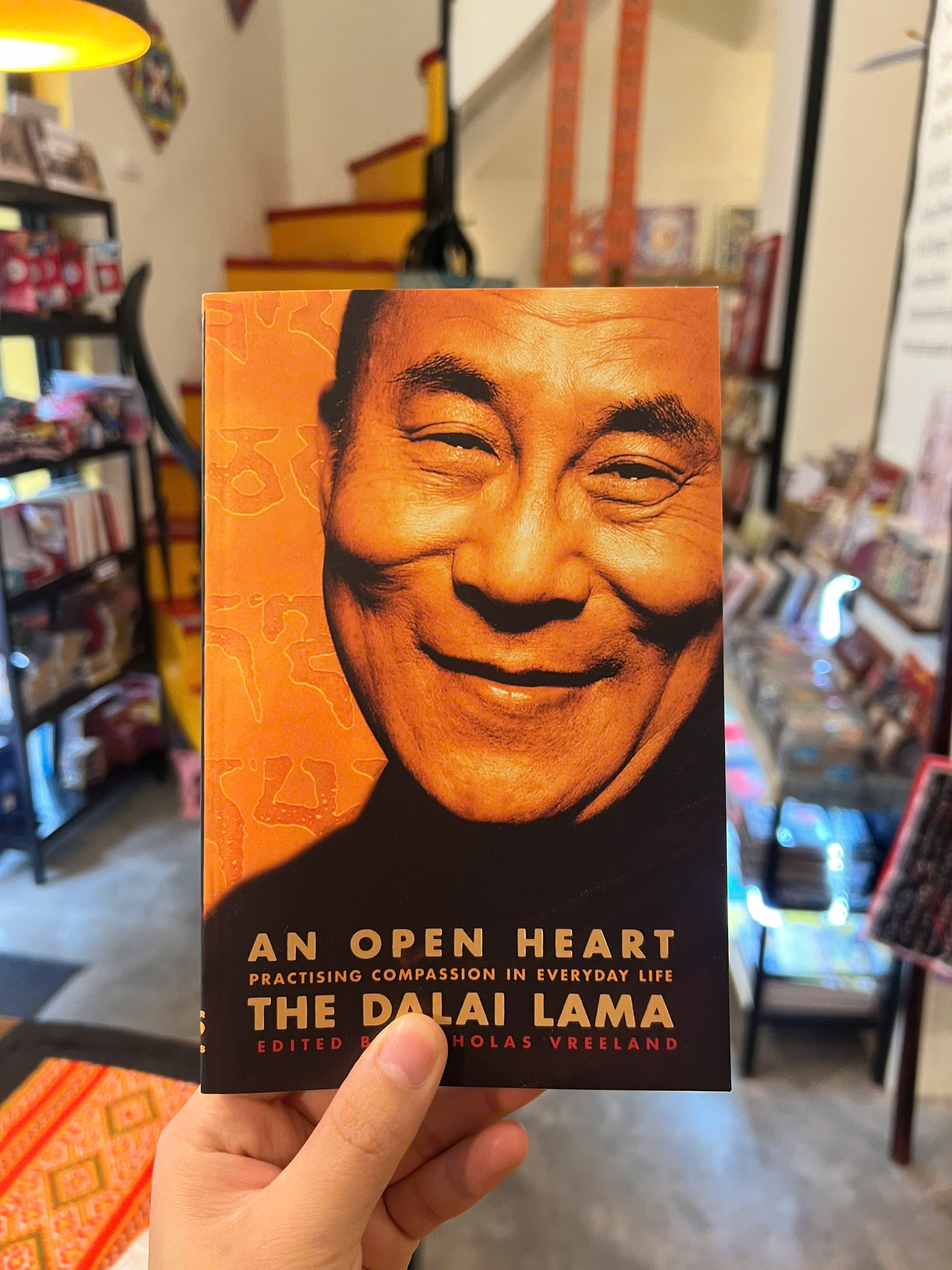 Sách - An Open Heart by The Dalai Lama | Buddhism / Spirituality / Tôn giáo / Ngoại văn Nhập khẩu