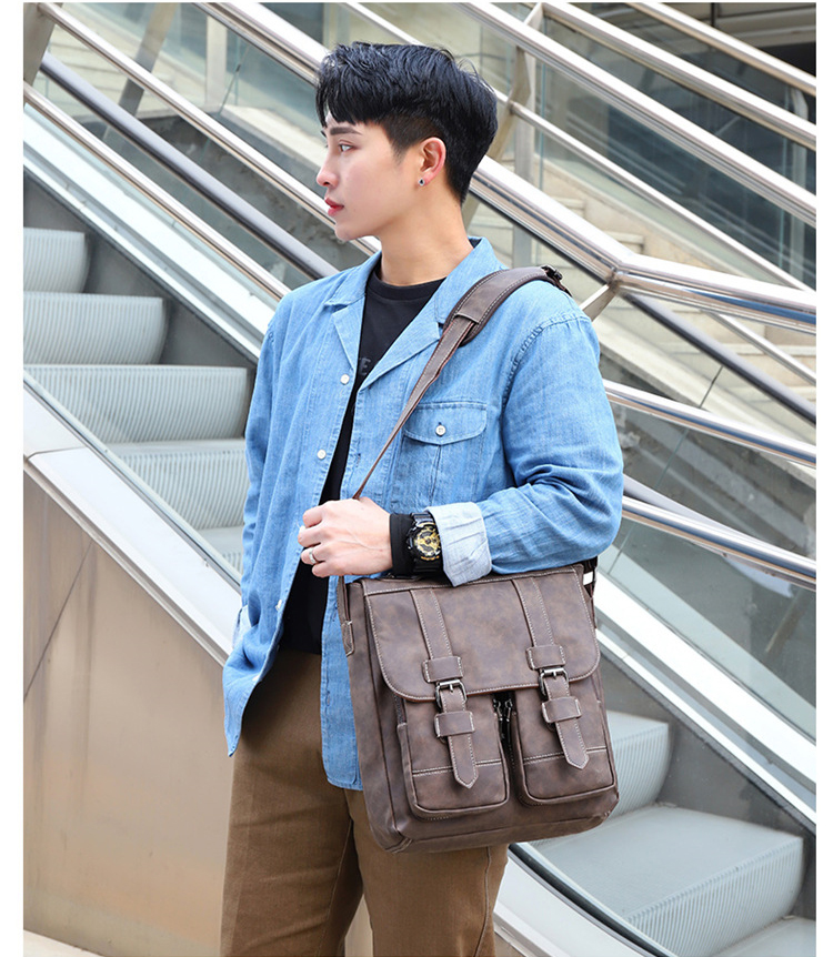 Túi đeo chéo nam DA BÒ thật phong cách mới - DCN9447