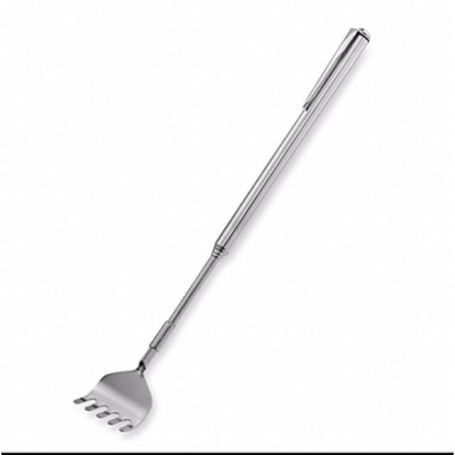 Gãi lưng bằng inox thu ngắn thông minh