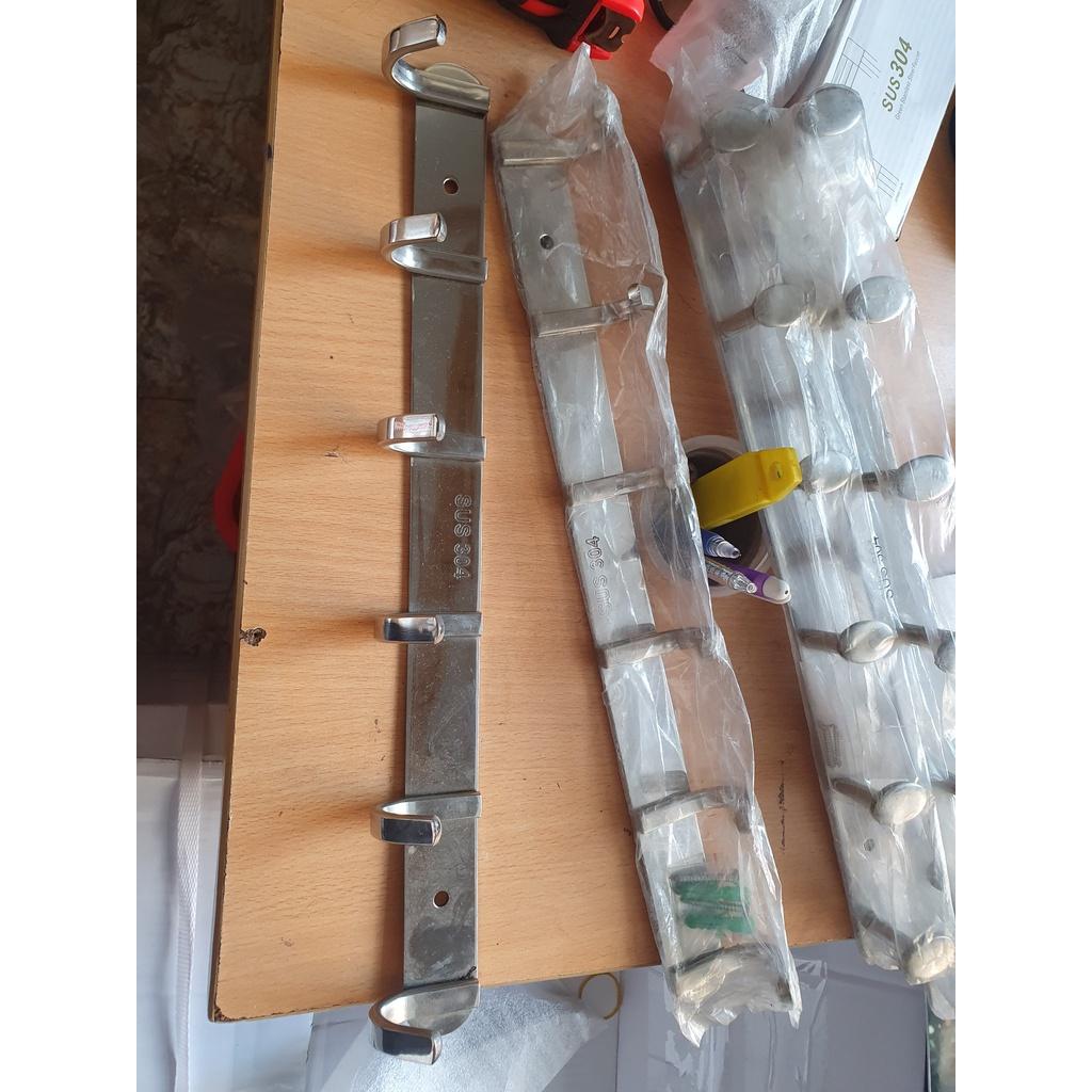 Móc cong treo quần áo inox 304 cao cấp dày,7 móc treo đồ nhà tắm