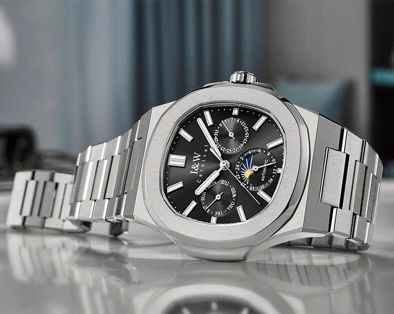 Đồng hồ nam chính hãng I&W CARNIVAL 55886G-2 mặt đen size mặt 42mm,kính sapphire ,chống nước 50m,dây thép không gỉ
