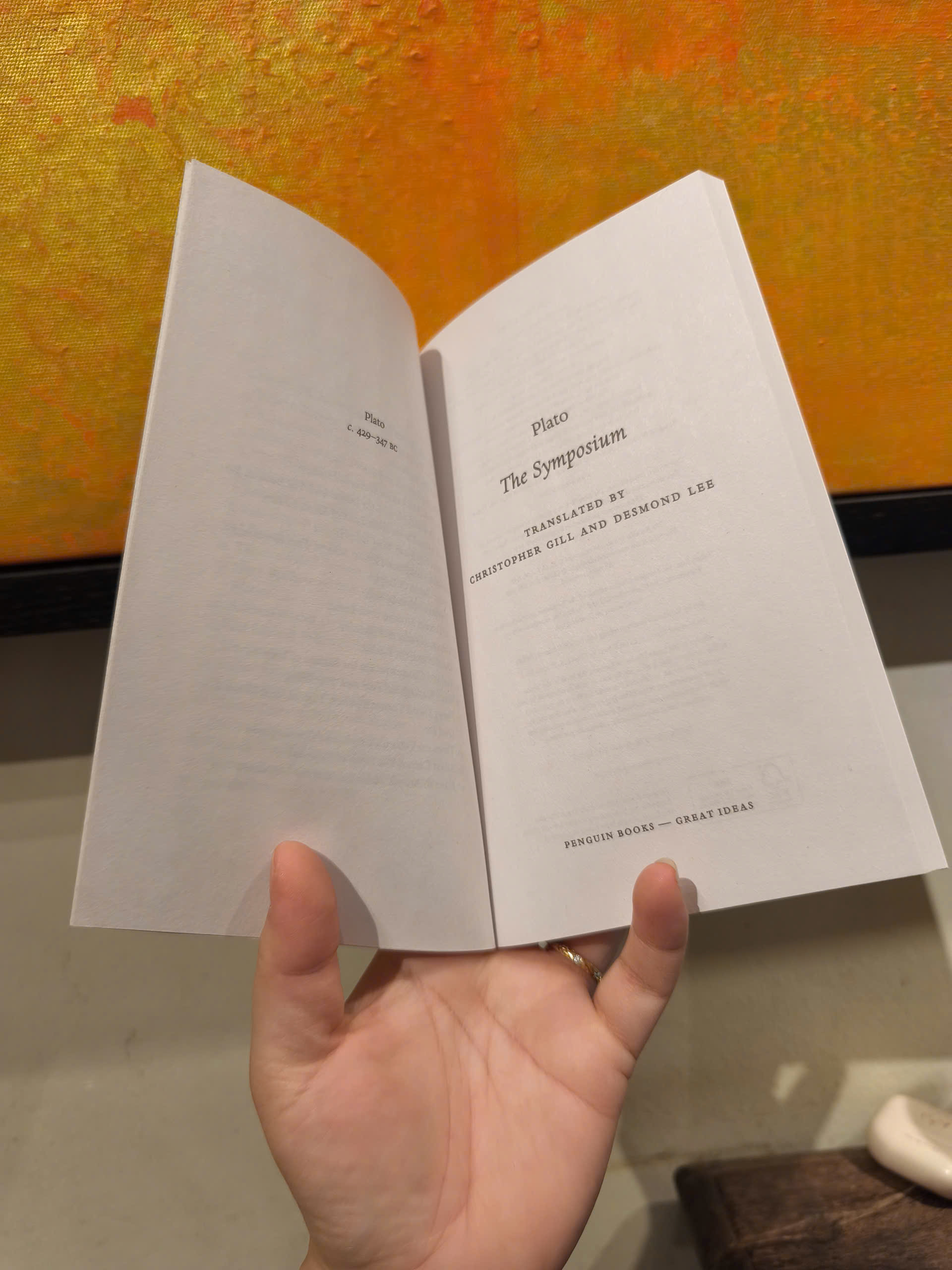 Sách - The Symposium by Plato (Penguin Great Ideas) - Philosophy| Classics |Nonfiction