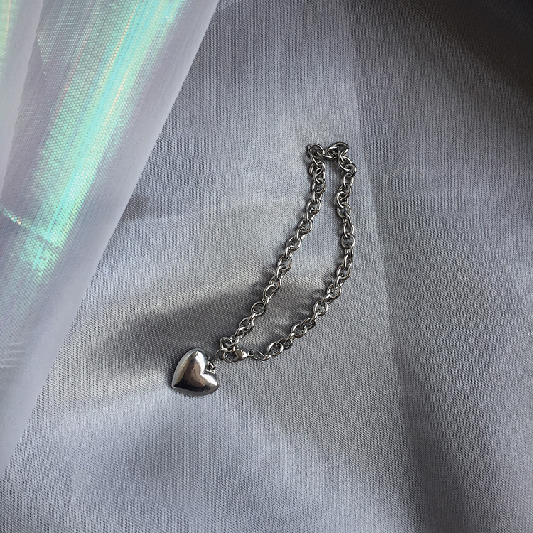 Vòng tay unisex trái tim