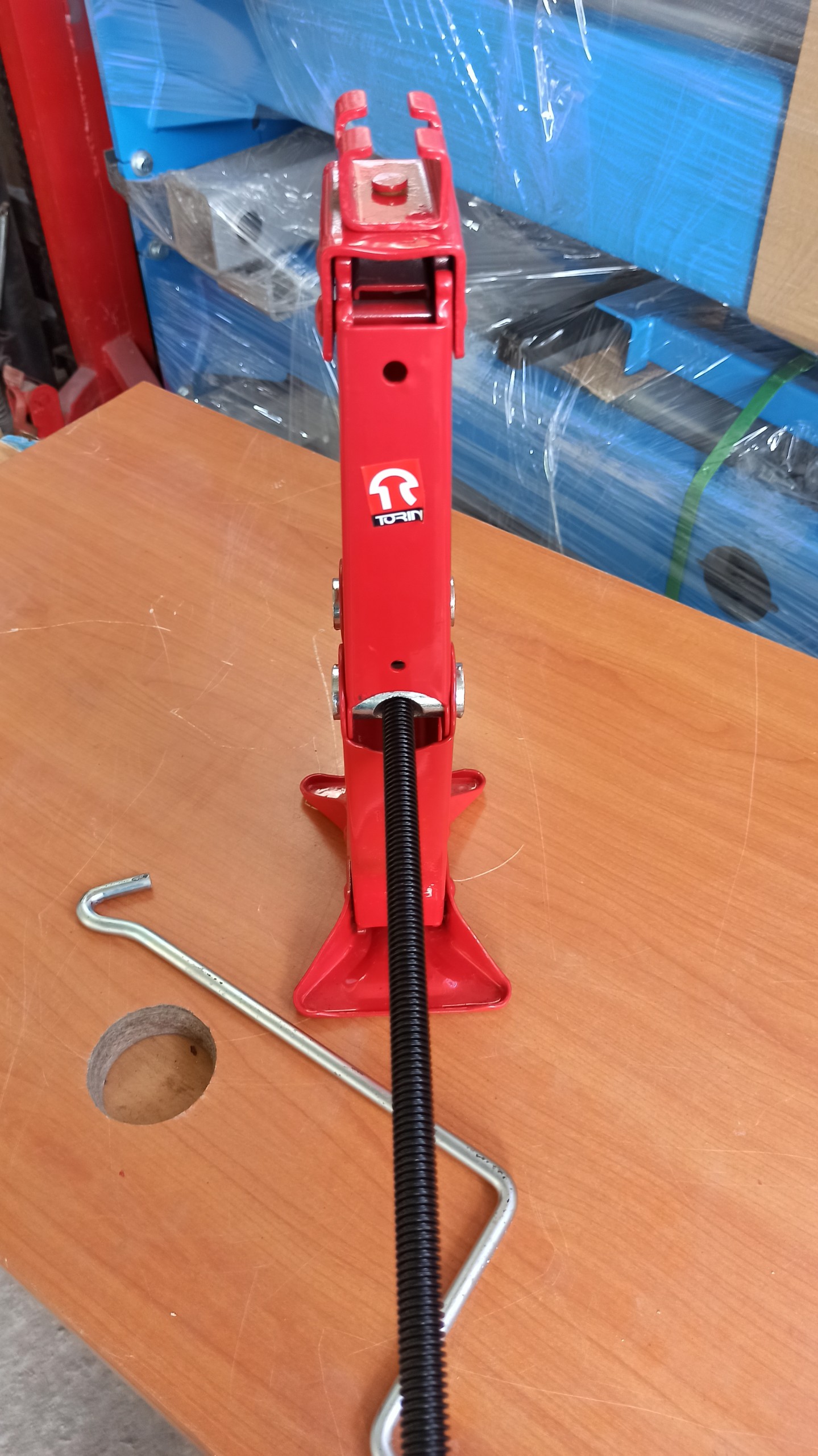 Kích nâng thay lốp xe, ben nâng thay lốp Ô tô dự phòng 2 tấn