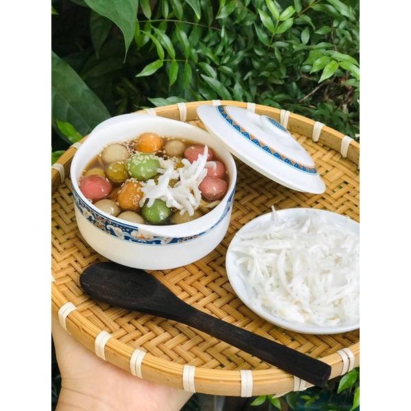Đặc Sản Huế - Bột Lọc Bọc Dừa Huế Ngũ Sắc màu tự nhiên nấu chè dẻo thơm - 500g