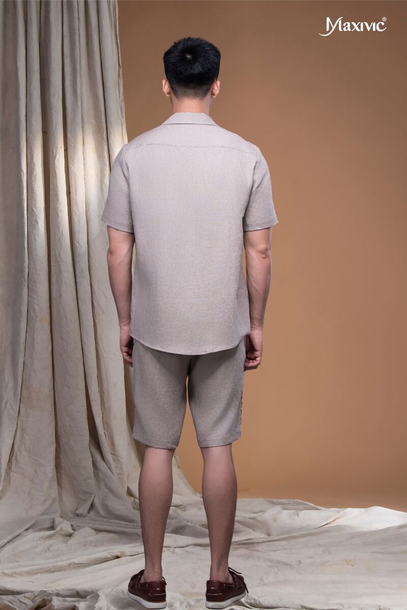Áo sơ mi danton linen kem sẫm viền beo thân áo LM112444A [BST Da Beo