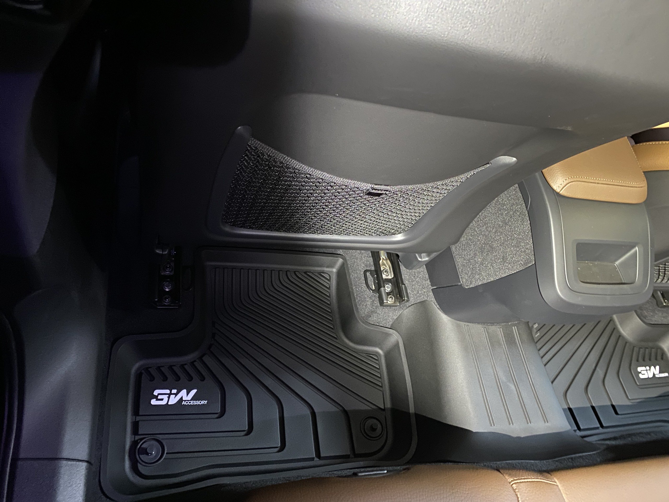 Thảm lót sàn xe ô tô Volvo XC60 2017- đến nay Nhãn hiệu Macsim 3W chất liệu nhựa TPE đúc khuôn cao cấp - màu đen