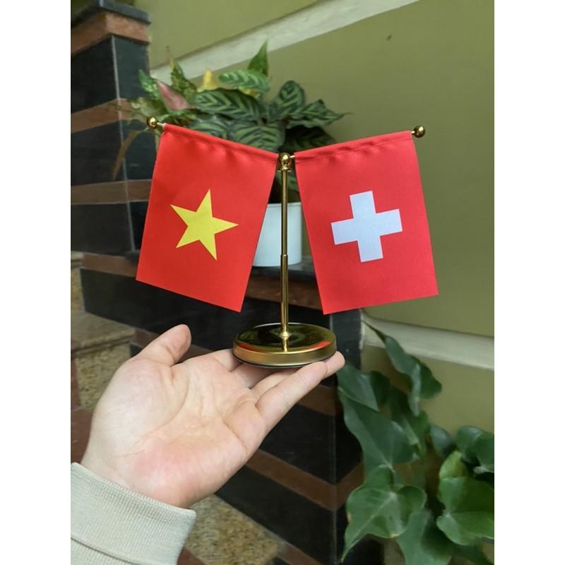 Táp lô để ô tô Việt - Thụy Sĩ