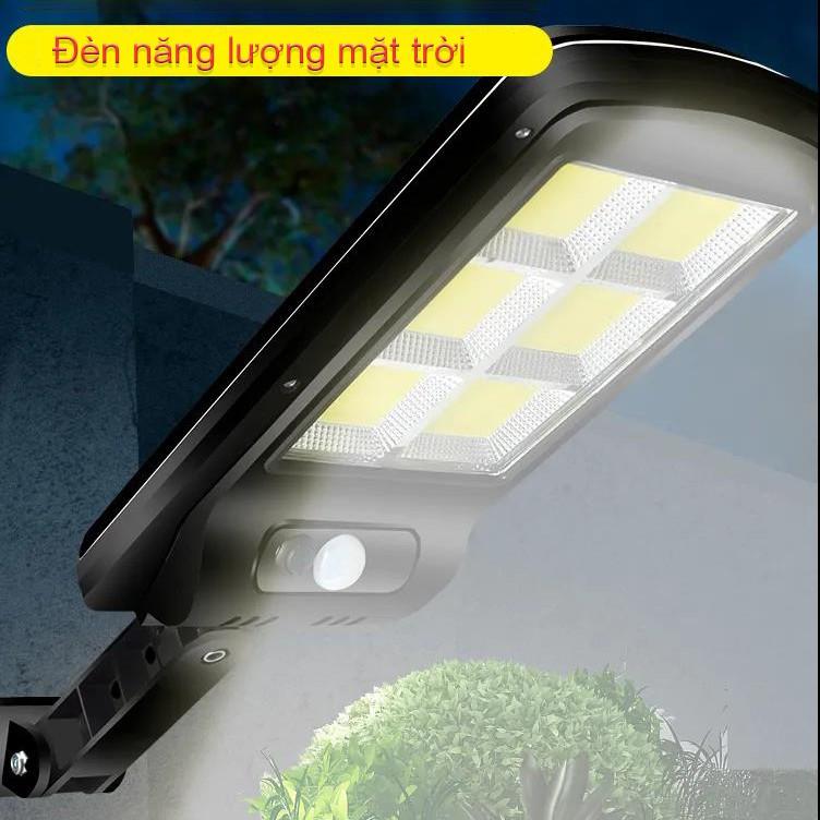 Đèn đường năng lượng mặt trời 150w