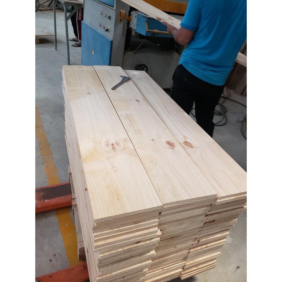 Tấm gỗ thông bào 4 mặt, dài 50cm rộng 19,5cm dày 2cm dùng làm kệ, mặt bàn, mặt ghế, decor nhà cửa.