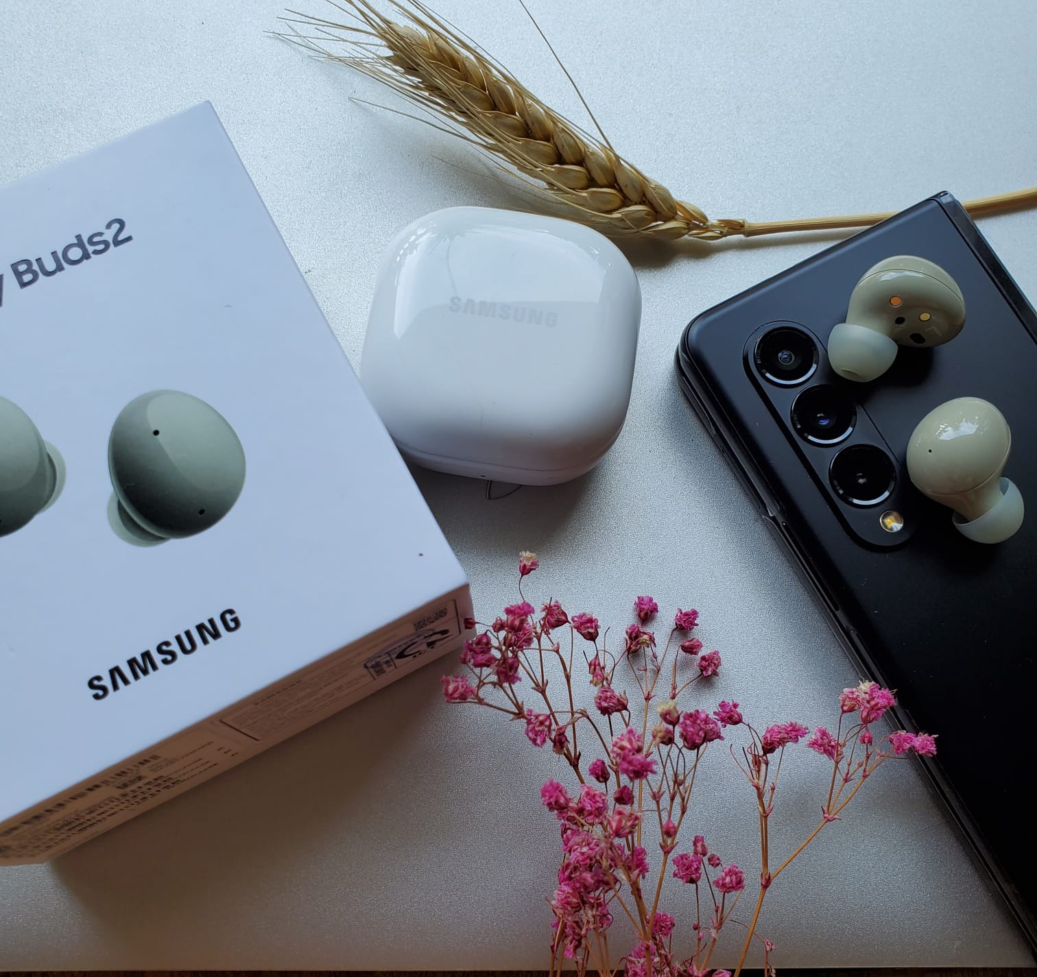 Tai nghe Bluetooth True Wireless Samsung Galaxy Buds 2 - Hàng Chính Hãng