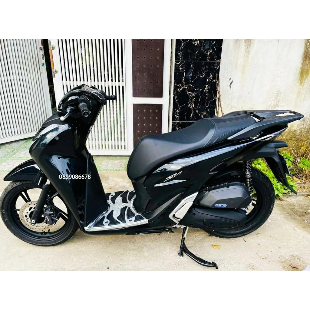 Thảm Chân Dành Cho Xe SH 2020, 2021, 2022 Lót Sàn, Gác Chân Trước SH - Crom / Chrome - Phụ kiện ốp trang trí, bảo vệ xe máy