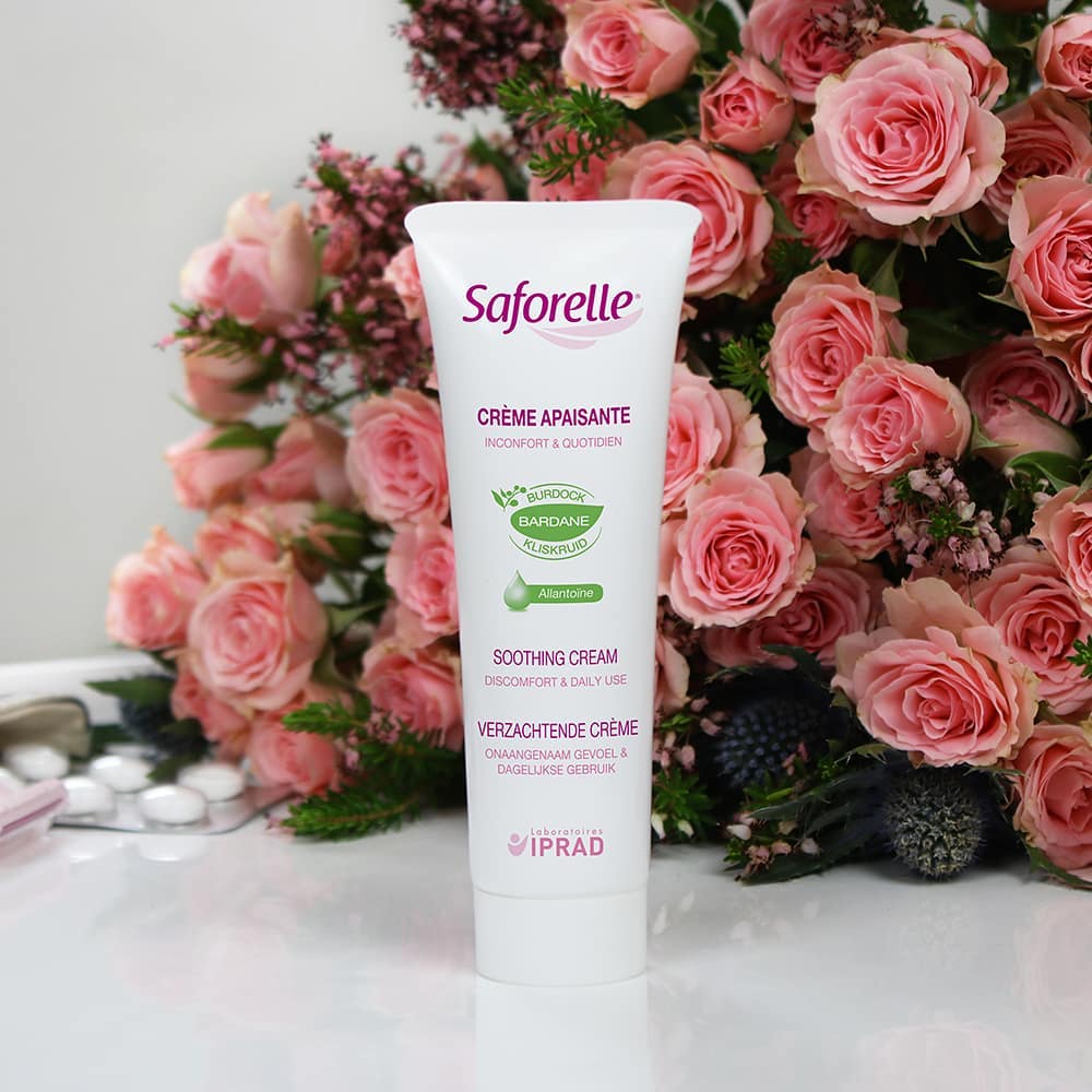 Saforelle Soothing Cream, Kem Làm Dịu, Giữ Ẩm Cho Vùng Kín (50ml)