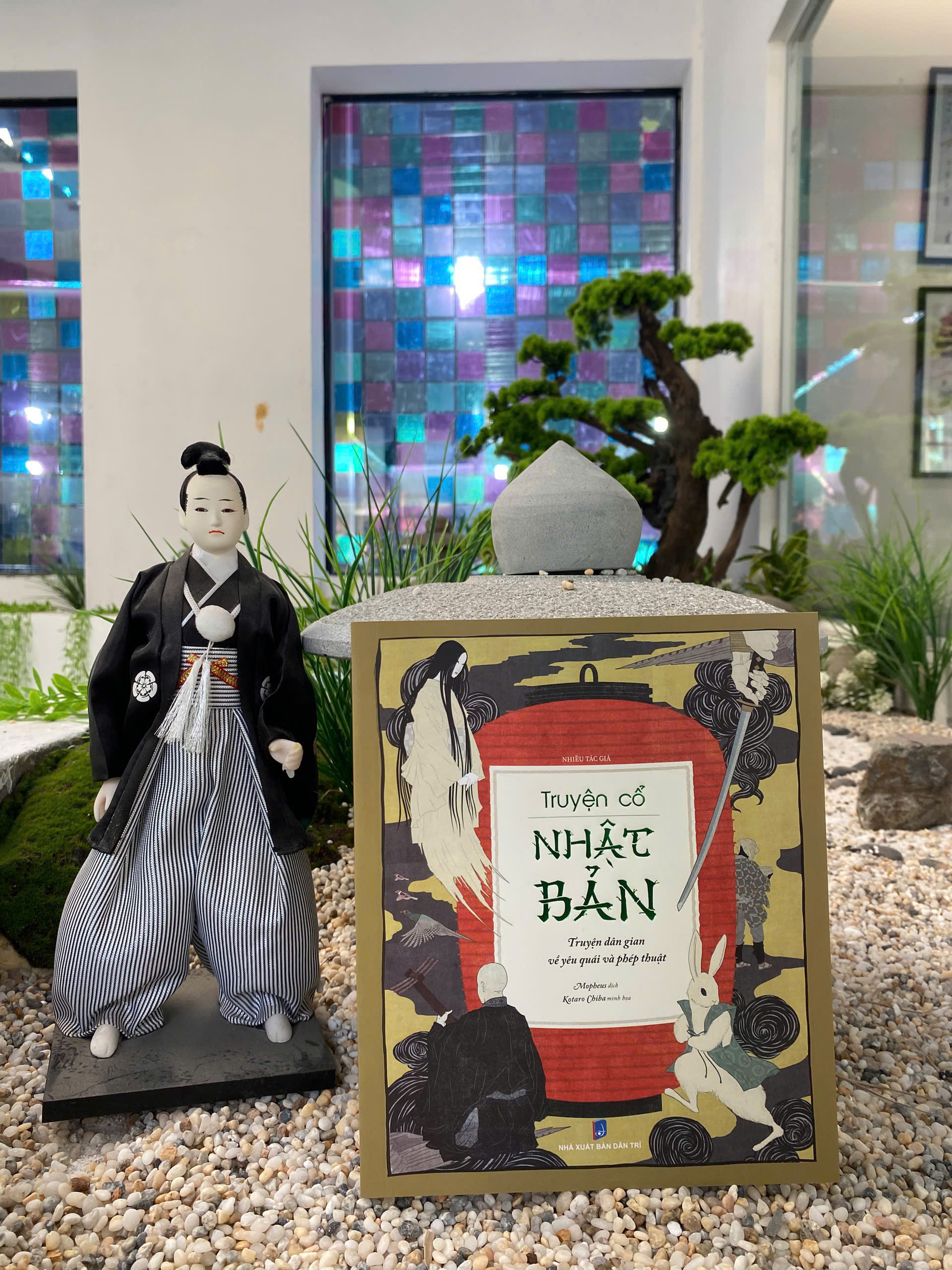 TRUYỆN CỔ NHẬT BẢN – Truyện dân gian về yêu quái và phép thuật -  Nhiều tác giả - Tri Thức Trẻ