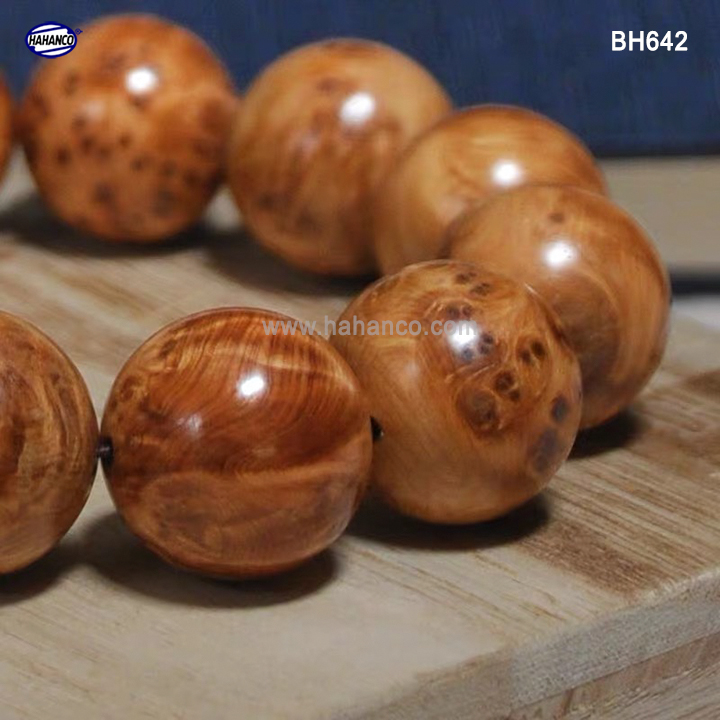 Vòng Tay Gỗ Nu Huyết Long  Trừ tà ma, giảm tai ương - đem lại tài lộc, sức khỏe, bình an - Bracelet of HAHANCO