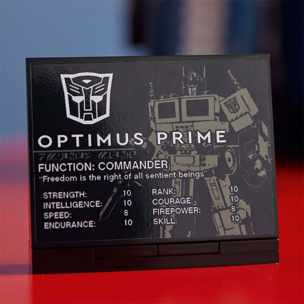 BỘ LẮP RÁP LEGO TRANSFORMERS 10302 ROBOT BIẾN HÌNH OPTIMUS PRIME