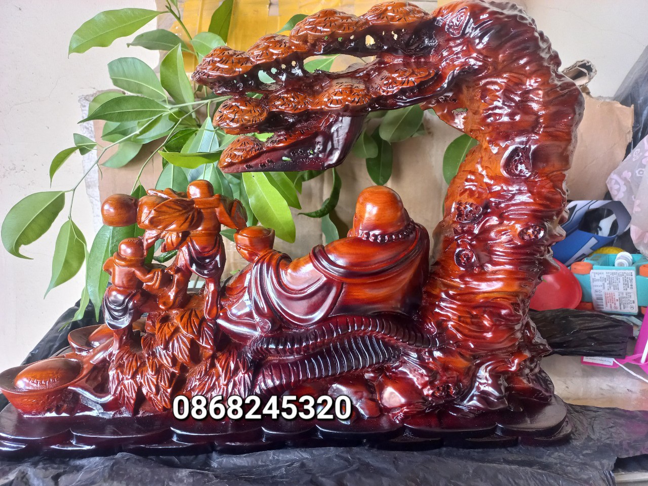 TƯỢNG PHẬT DI LẶC TAM PHÚC GỖ HƯƠNG ĐÁ SƠN PU GIẢ CỔ KT 45×30×15CM