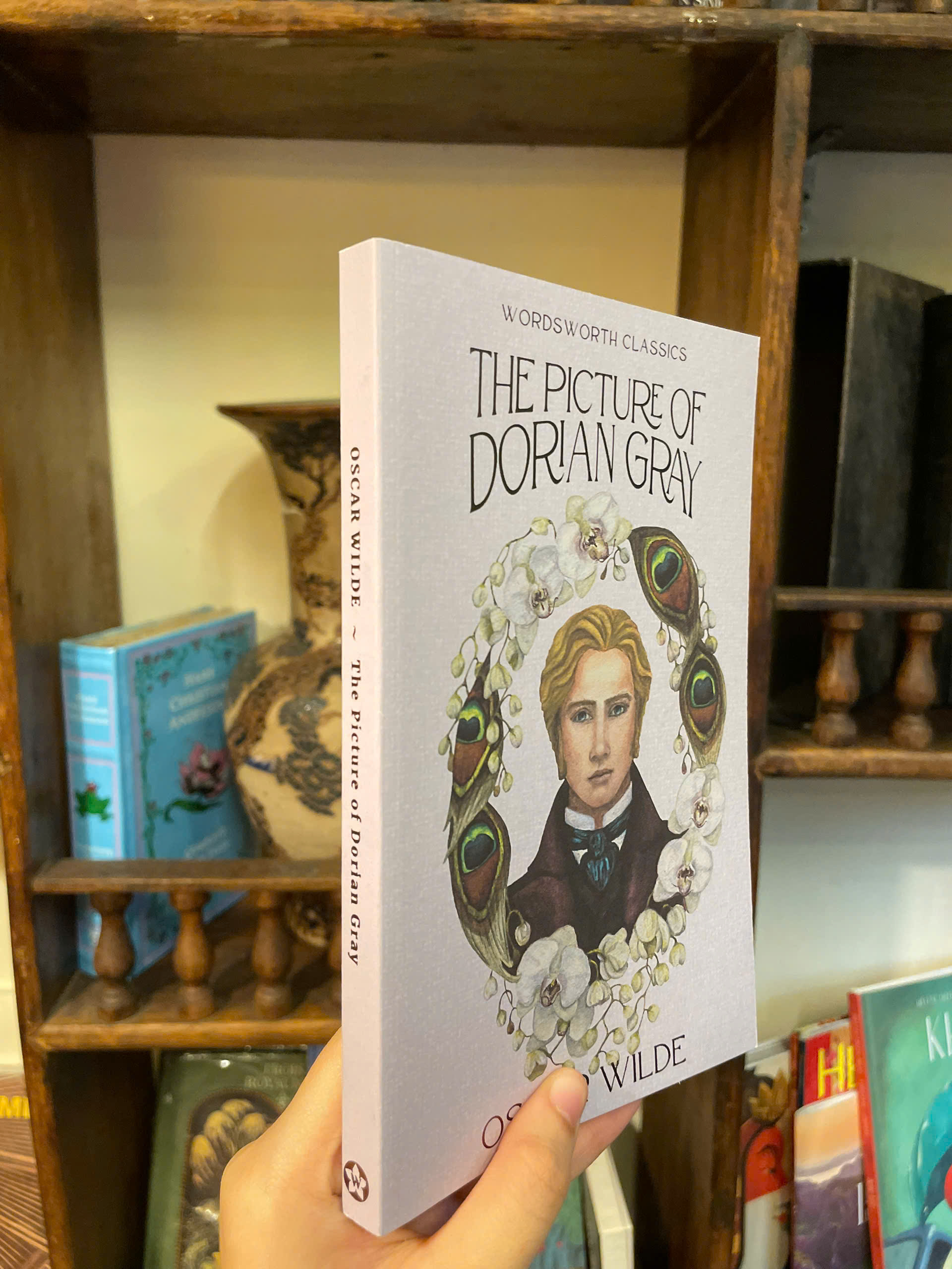 Sách - The Picture of Dorian Gray by Oscar Wilde - Wordsworth Classics - English Books