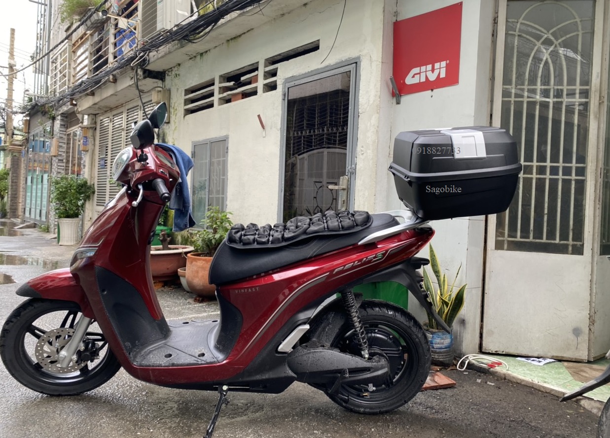 Thùng givi B45NM, thùng sau xe 45lit kèm đế, ốc gắn