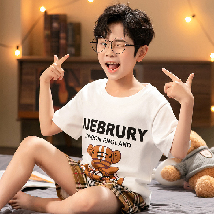 Set bộ quần áo trẻ em mẫu BBR dành cho bé gái 18-45kg. MA02
