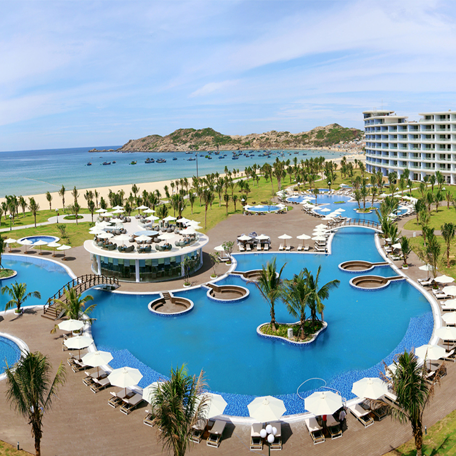 Voucher Xe 4 Chỗ Đưa / Đón Sân Bay Phù Cát - FLC Resort