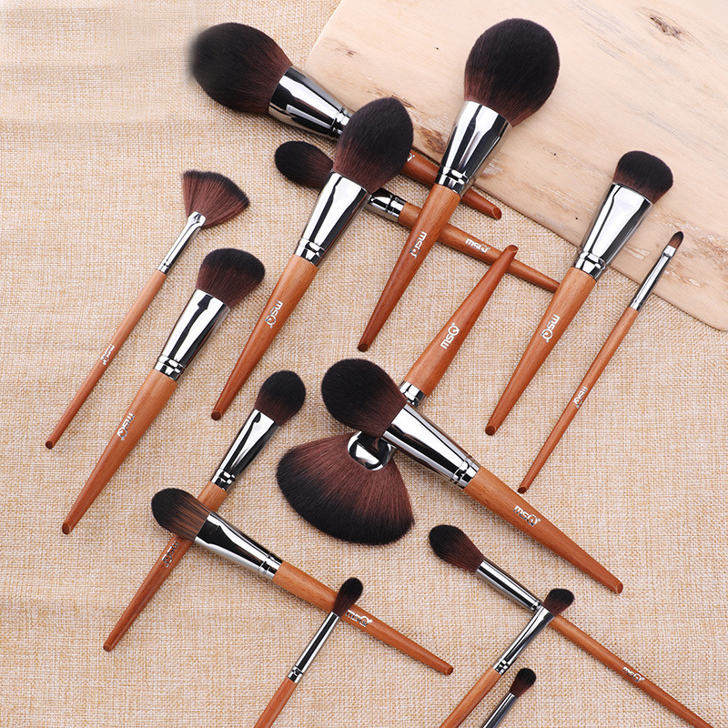 Bộ Cọ Chuyên Nghiệp 28 Cây MSQ 28 Psc Professional Makeup Brushes Set