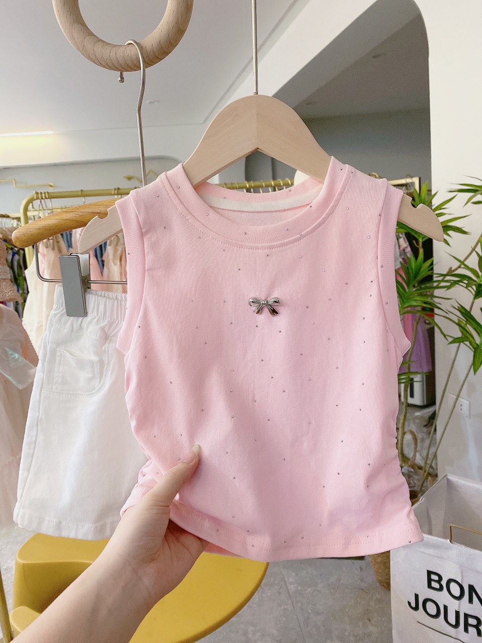 Áo sát nách bé gái sành điệu 1-8 tuổi đính đá và nơ vải cotton co giãn thấm hút mồ hôi kiểu dáng thời trang