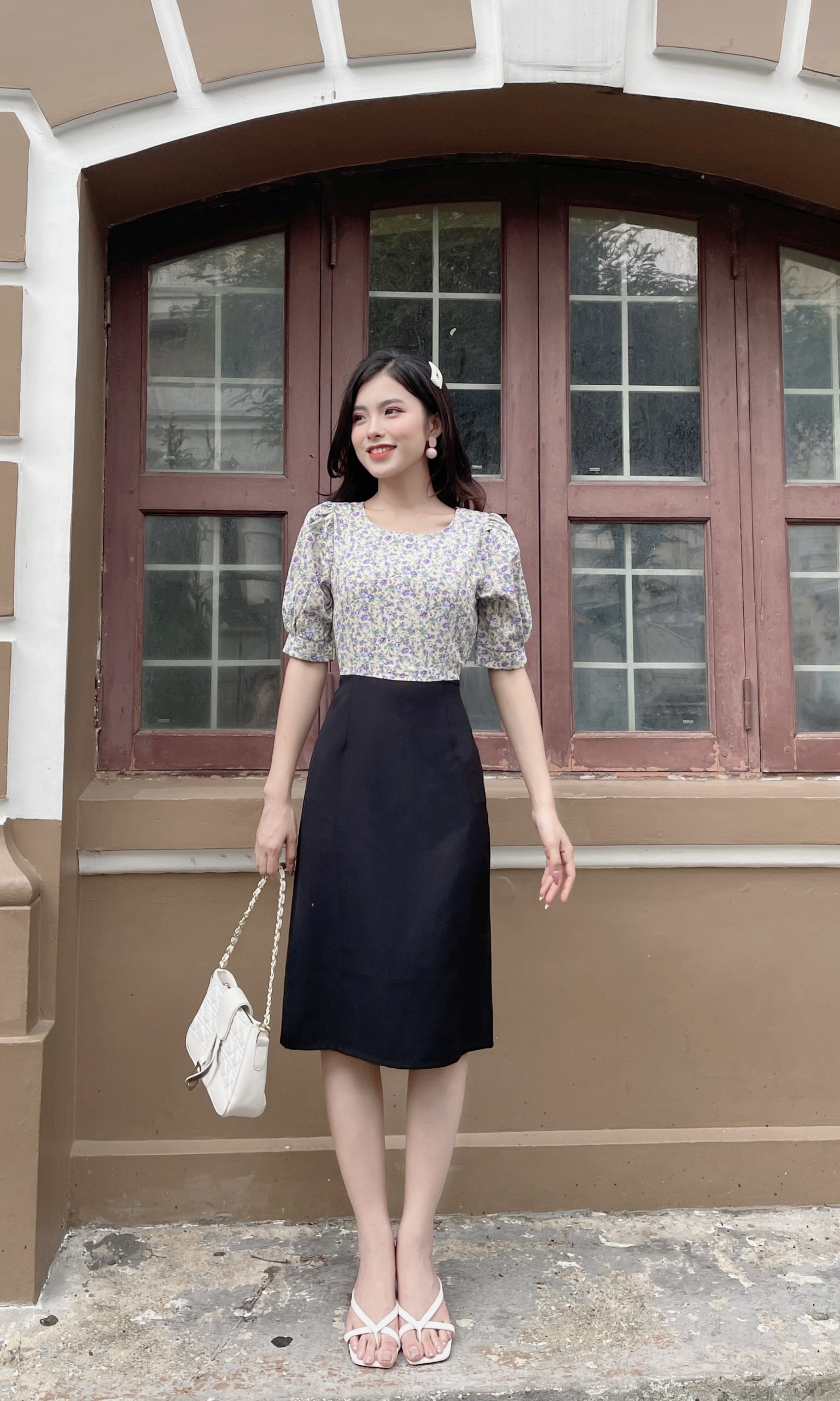 Đầm suôn chữ A phối hoa dễ thương-MS026