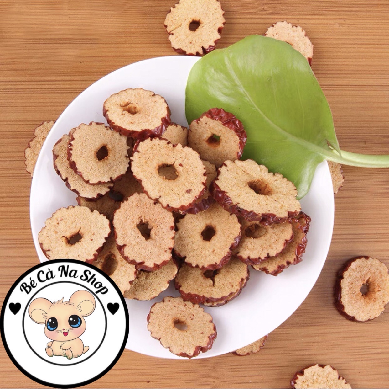 Táo đỏ sấy khô cho hamster
