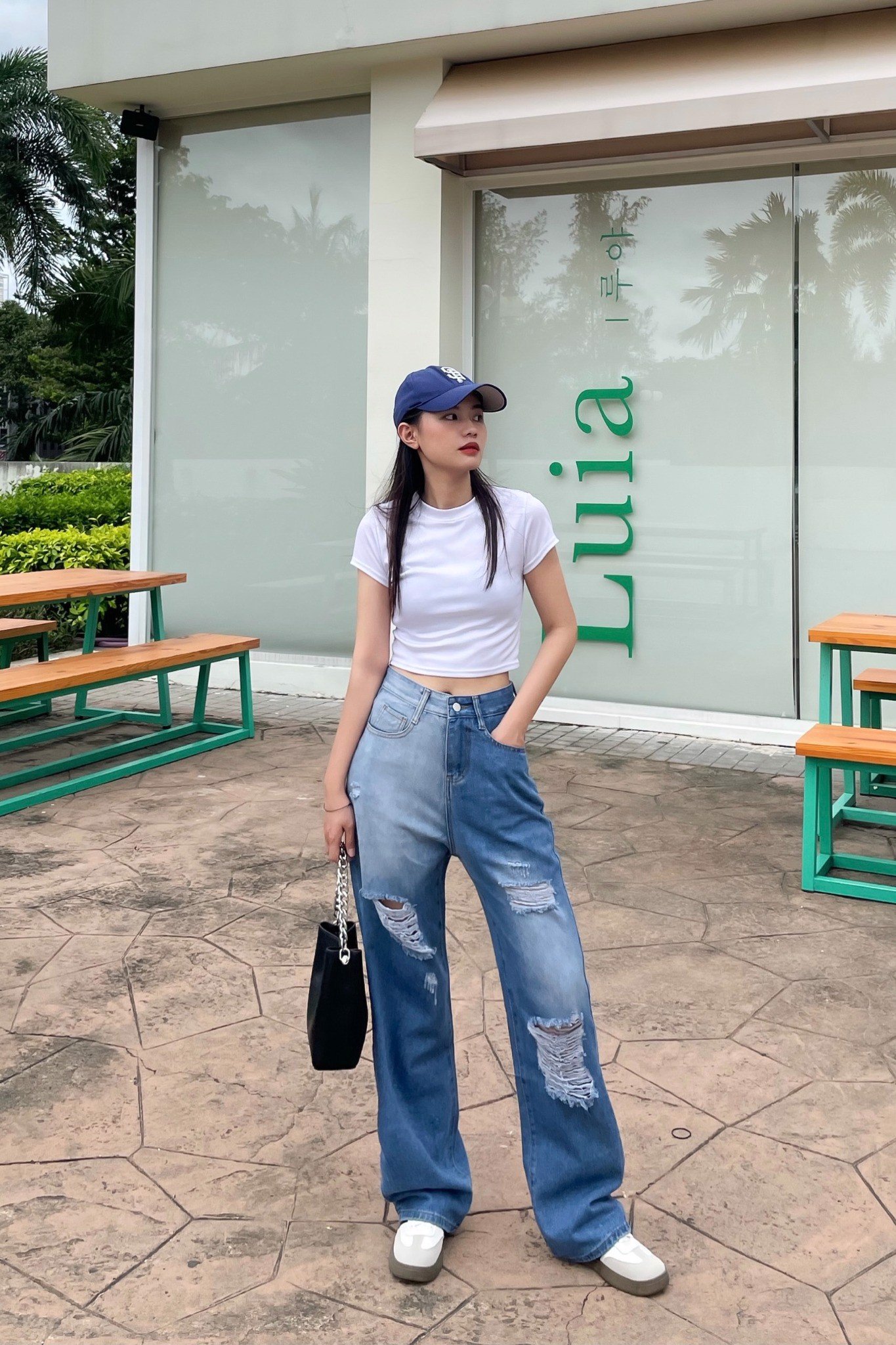 Quần Jeans Nữ Ống Rộng 8018 Rách Gối Thời Trang Cá Tính