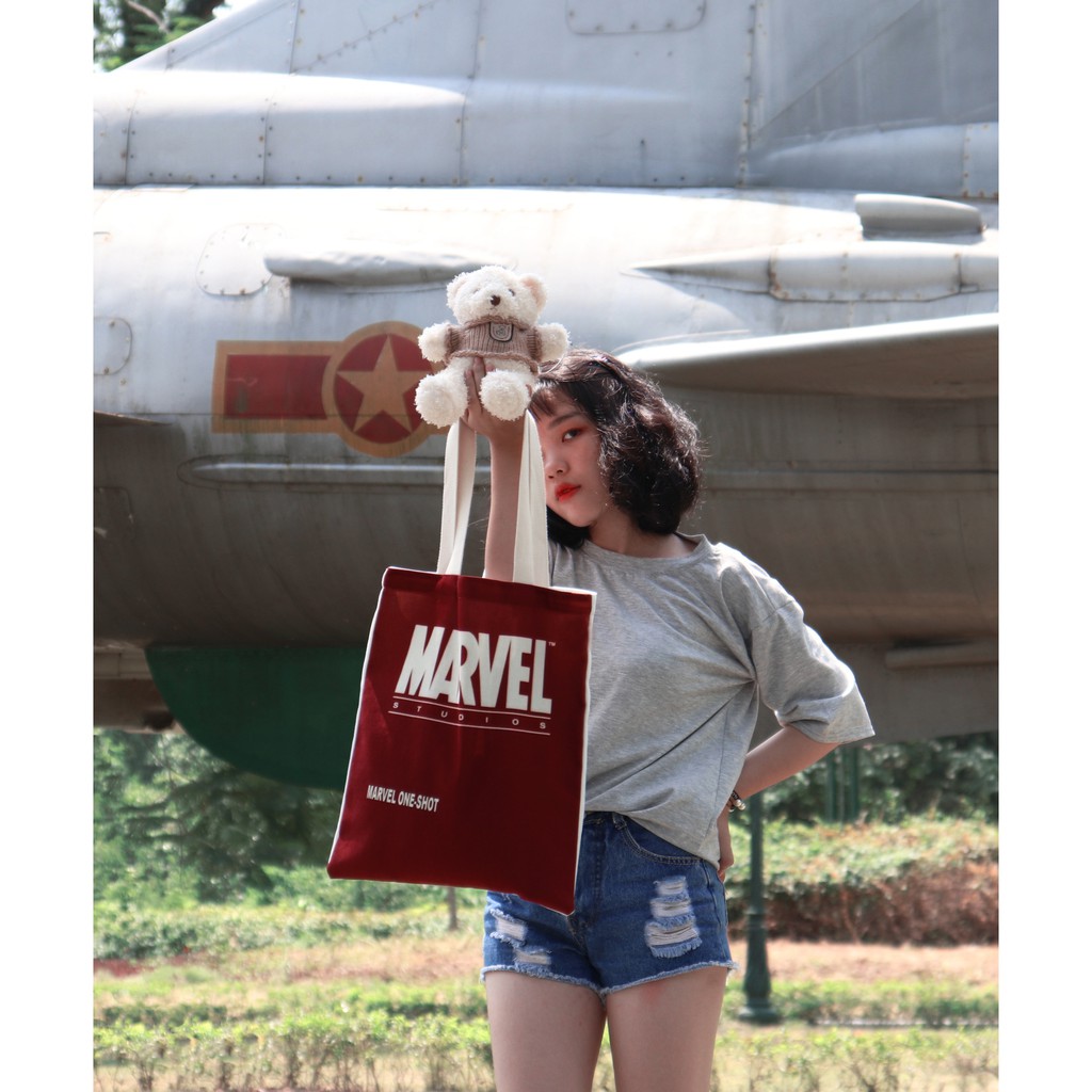 Túi tote vải thiết kế Marvel studios