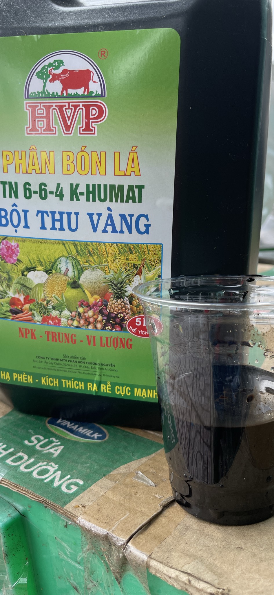 Phân bón 6-6-4 K-Humate chia lọ 1 lít từ can 5 lít