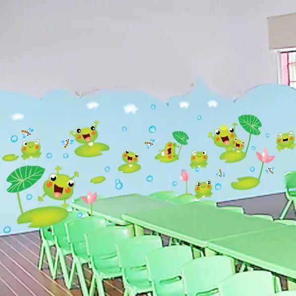 Decal trang trí tường Ao Hồ đàn Ếch Xanh