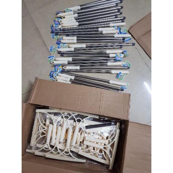 Tay gạt kính cán inox