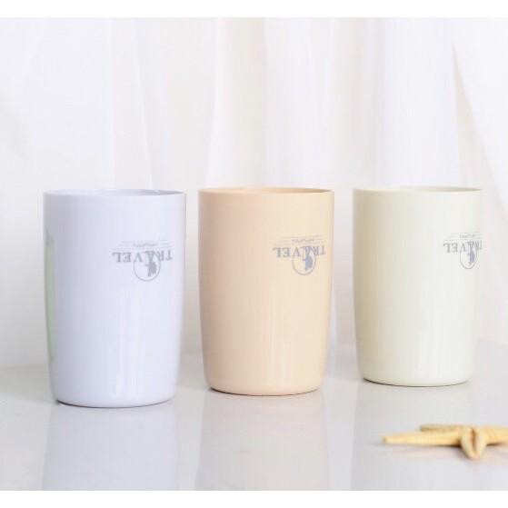 CỐC DU LỊCH ĐỰNG 6 MÓN ĐỒ CÁ NHÂN ĐA NĂNG CẦN THIẾT CHO NAM