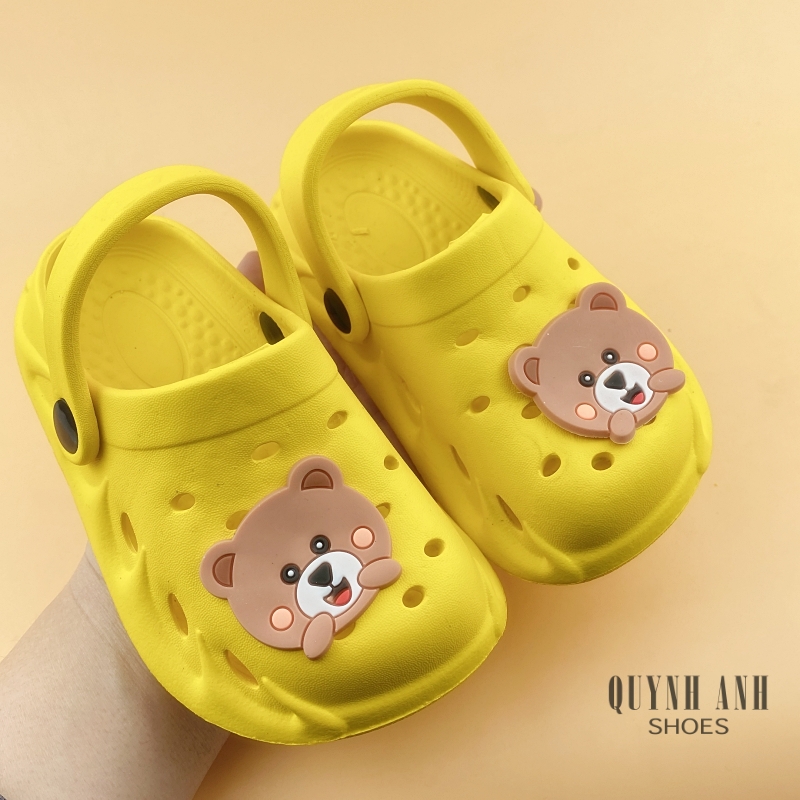 Dép Sục Kín Mũi Trẻ Em Bé Trai Bé Gái QA Shoes Đế Nhẹ Chống Trơn Thoáng Khí