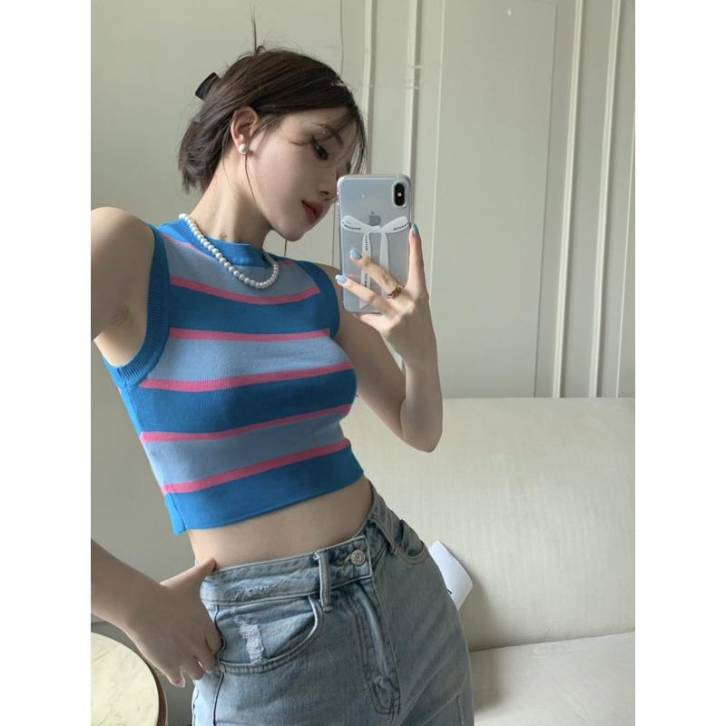 Áo croptop len ba lỗ sọc ngang to - A08